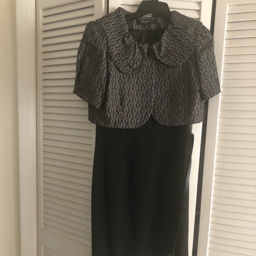 SIZE 8 WOMAN’S DRESS/SUIT